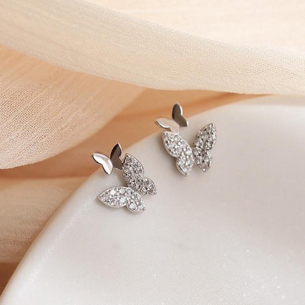 *925 Sterling Silver Diamond Butterfly Earrings D